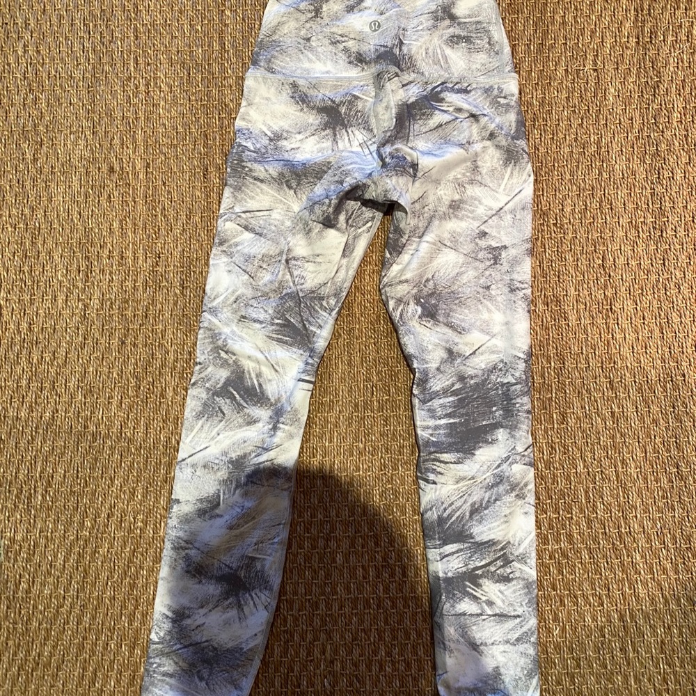 Lululemon wunder under leggings